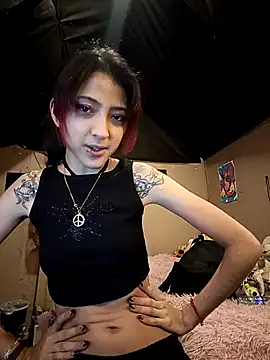 BonnieCute  online show from April 15, 2026, 3:23 am