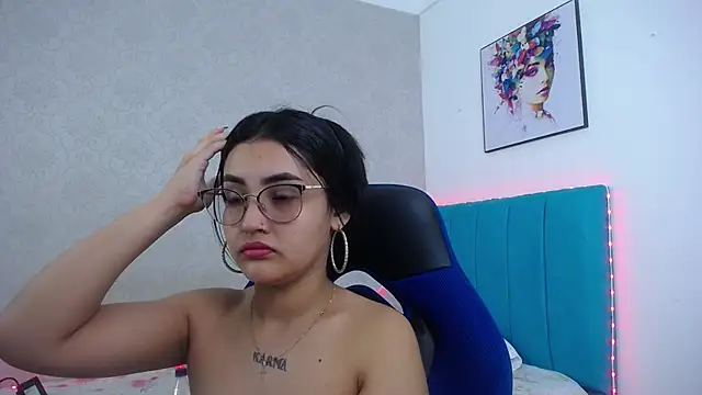 antonella sweetlittle online show from November 26, 2025, 12:16 pm