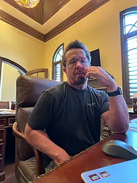 Snapshot of sluttydylan chatting on June 30, 2026, 10:43 pm sluttydylan online show from June 30, 2026, 10:43 pm