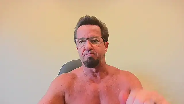 sluttydylan online show from November 19, 2025, 11:27 pm