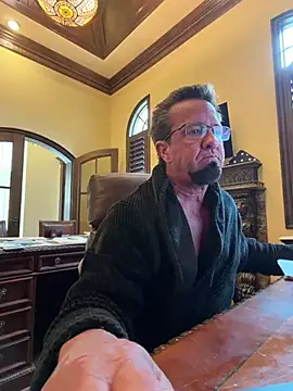 Snapshot of sluttydylan chatting on May 26, 2026, 5:44 pm sluttydylan online show from May 26, 2026, 5:44 pm