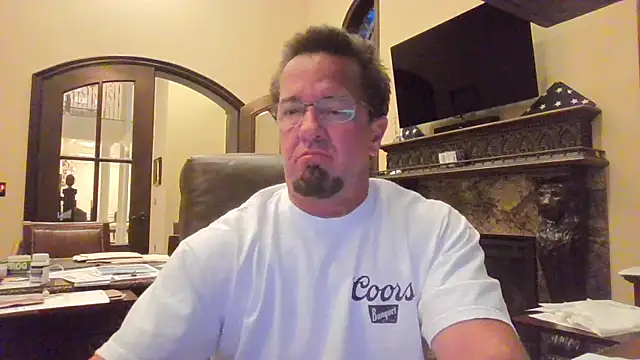 Snapshot of sluttydylan chatting on May 8, 2026, 2:48 am sluttydylan online show from May 8, 2026, 2:48 am