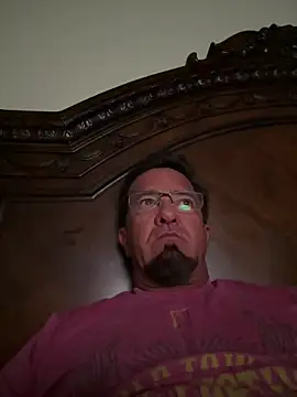 sluttydylan online show from March 24, 2026, 6:02 am