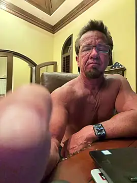 Snapshot of sluttydylan chatting on June 14, 2026, 11:44 am sluttydylan online show from June 14, 2026, 11:44 am