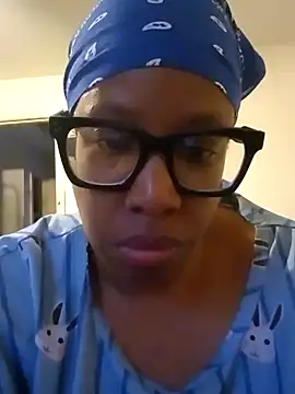 madamsensuale online show from December 30, 2024, 9:29 pm