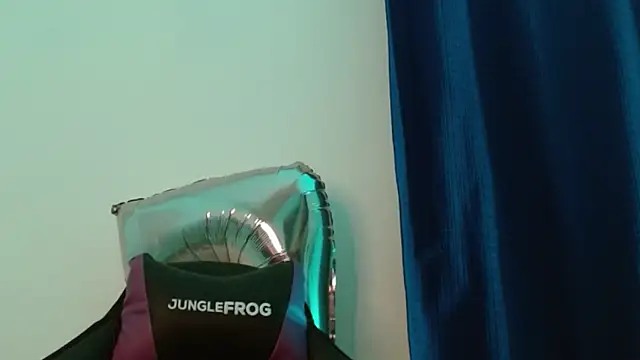 cata  gutierrez  online show from September 30, 2025, 5:02 am