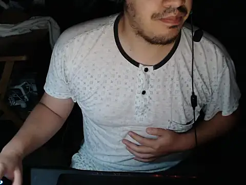 thealfawolf01 online show from October 28, 2025, 12:37 pm