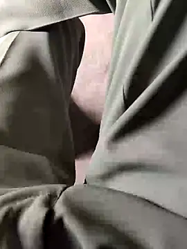 cumshotboy01 online show from January 1, 2025, 9:49 am