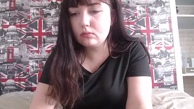 Lynylou online show from February 16, 2026, 12:48 pm