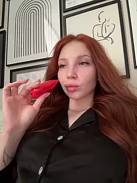 Snapshot of JudyWalkerr chatting on February 20, 2025, 12:25 pm JudyWalkerr online show from February 20, 2025, 12:25 pm