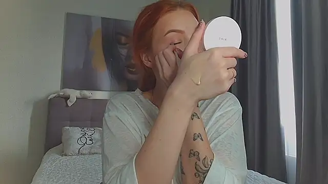 Snapshot of JudyWalkerr chatting on September 17, 2025, 4:14 am JudyWalkerr online show from September 17, 2025, 4:14 am