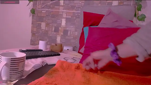 CrazyRousex online show from March 31, 2026, 5:37 pm