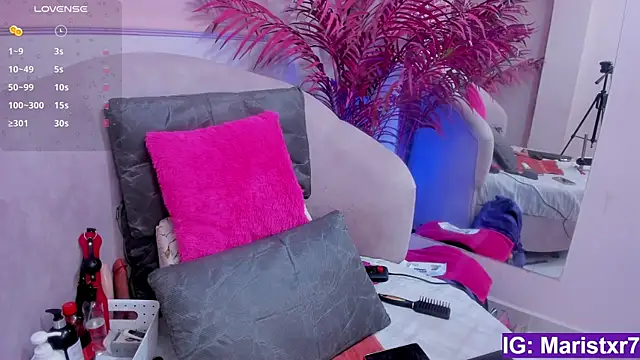 Maristxxr online show from March 13, 2025, 7:39 pm