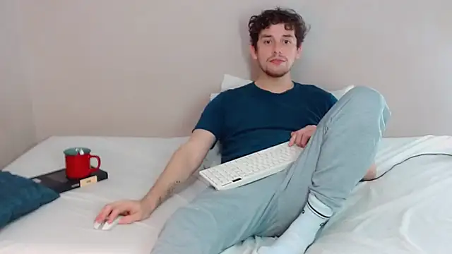 Elio555 online show from February 15, 2025, 1:21 am