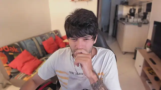 justin stark7 online show from October 7, 2025, 9:27 pm