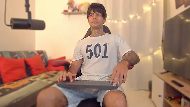 justin stark7 online show from February 13, 2026, 9:48 pm