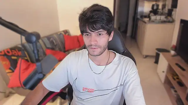 justin stark7 online show from September 29, 2025, 11:32 pm