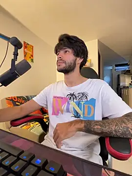 justin stark7 online show from September 9, 2025, 9:35 pm