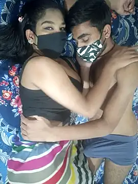 hottiess69 online show from March 16, 2026, 10:34 pm