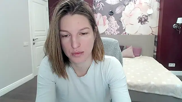 Snapshot of EmilyWalkeri chatting on February 6, 2025, 7:56 am EmilyWalkeri online show from February 6, 2025, 7:56 am
