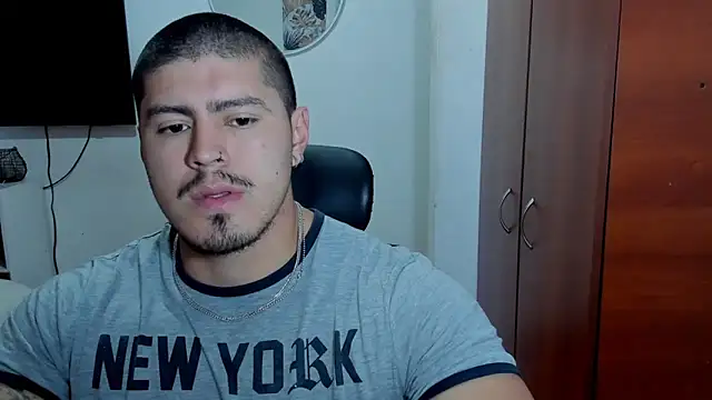 Snapshot of Baltazar_Dupont chatting on May 4, 2026, 1:58 pm Baltazar Dupont online show from May 4, 2026, 1:58 pm
