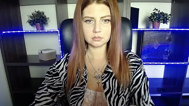 Snapshot of Lizzy_Love chatting on March 12, 2025, 8:09 pm Lizzy Love online show from March 12, 2025, 8:09 pm