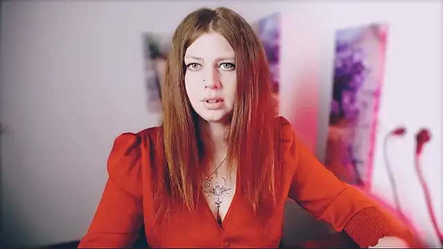 Lizzy Love online show from April 17, 2026, 6:55 pm