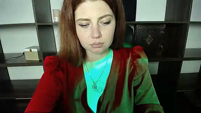 Snapshot of Lizzy_Love chatting on February 15, 2025, 4:03 am Lizzy Love online show from February 15, 2025, 4:03 am