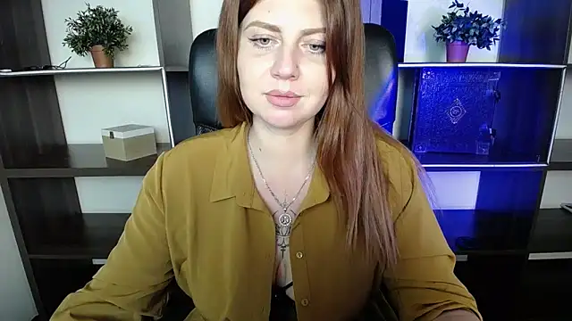 Snapshot of Lizzy_Love chatting on March 14, 2025, 11:53 pm Lizzy Love online show from March 14, 2025, 11:53 pm