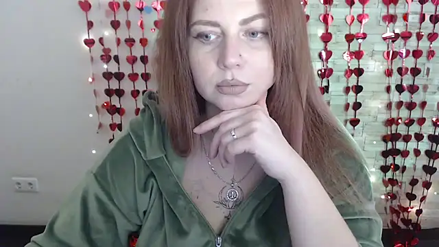 Snapshot of Lizzy_Love chatting on February 12, 2025, 1:16 pm Lizzy Love online show from February 12, 2025, 1:16 pm