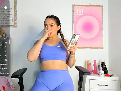 cindy love2 online show from December 16, 2025, 3:55 am