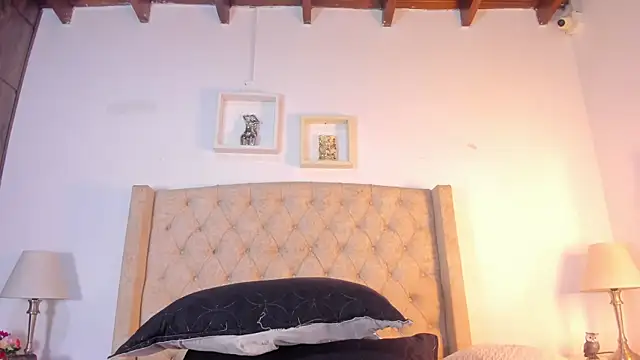 allisson m online show from October 9, 2025, 12:06 pm