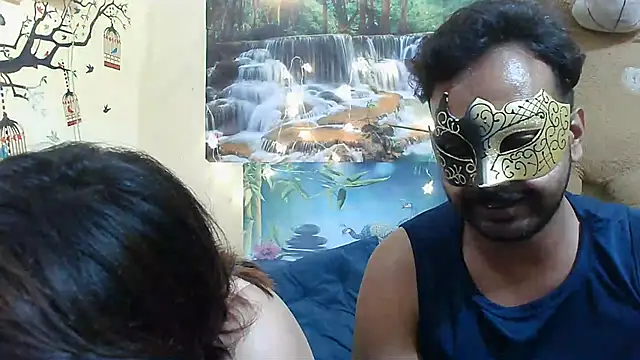 Snapshot of Cutehornycouples chatting on December 24, 2024, 7:00 pm Cutehornycouples online show from December 24, 2024, 7:00 pm