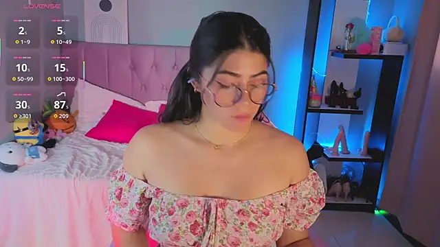 LoaLuxury online show from November 23, 2025, 6:07 pm