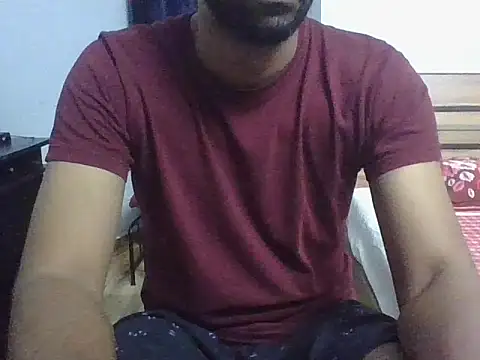 Snapshot of IndianEurope chatting on December 1, 2025, 2:40 pm IndianEurope online show from December 1, 2025, 2:40 pm