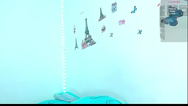 Emelyross  online show from February 7, 2026, 1:41 pm