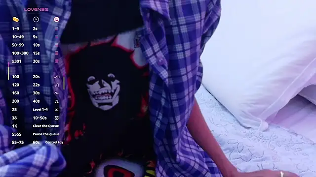 yourcuteneighbourr online show from February 5, 2026, 2:40 am