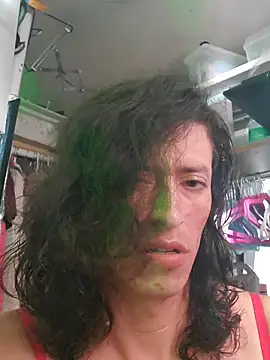 gurlnips online show from January 9, 2026, 4:36 pm