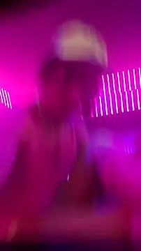 Snapshot of gurlnips chatting on March 3, 2026, 9:49 am gurlnips online show from March 3, 2026, 9:49 am