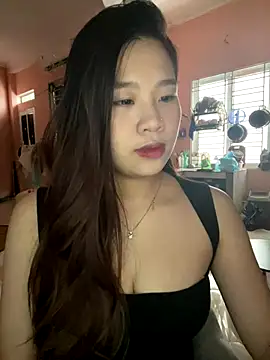 Bae1103 online show from November 6, 2025, 8:51 am