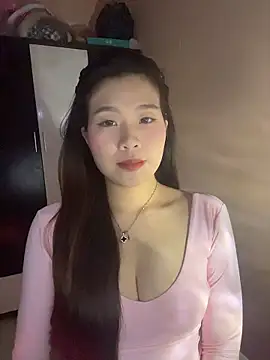 Snapshot of Bae1103 chatting on January 10, 2026, 4:24 pm Bae1103 online show from January 10, 2026, 4:24 pm