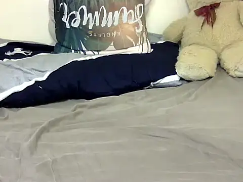 Sexxy slim honey online show from April 15, 2026, 7:58 pm