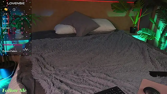 Snapshot of Liv_Fay chatting on March 14, 2025, 3:48 am Liv Fay online show from March 14, 2025, 3:48 am