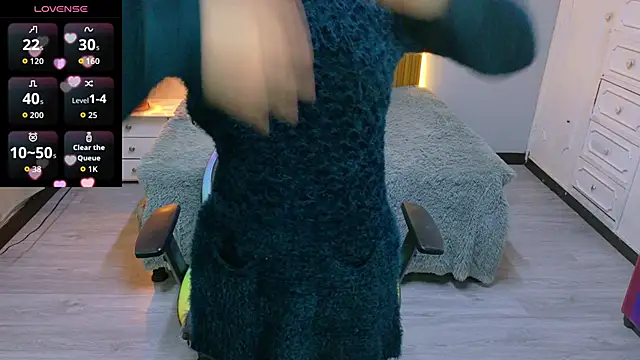 Snapshot of sailor_moon07 chatting on February 8, 2026, 4:32 am sailor moon07 online show from February 8, 2026, 4:32 am