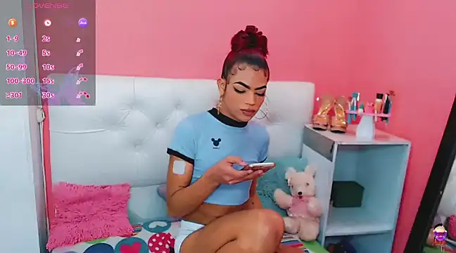 alexa-xxx- online show from March 19, 2025, 12:12 pm