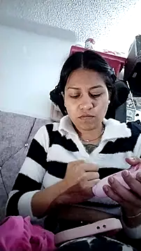 Tiphanydirty3 online show from February 11, 2026, 2:44 am