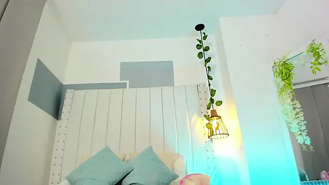 Snapshot of hannah_gray chatting on October 3, 2025, 11:12 am hannah gray online show from October 3, 2025, 11:12 am