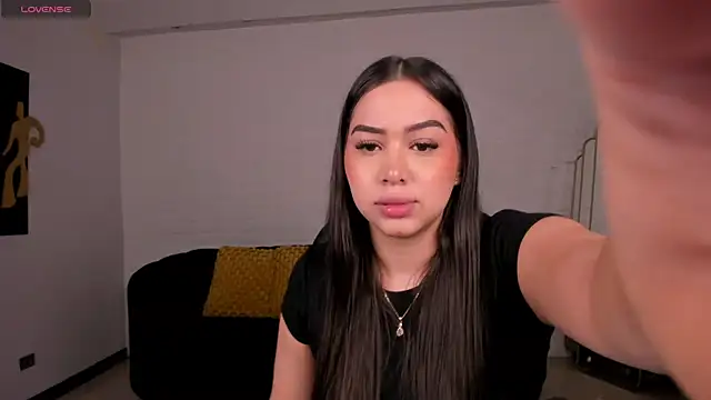 Snapshot of CelestePalmer_ chatting on December 1, 2025, 8:37 am CelestePalmer online show from December 1, 2025, 8:37 am