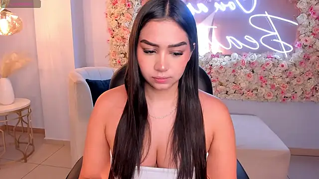 Snapshot of CelestePalmer_ chatting on September 22, 2025, 10:10 am CelestePalmer online show from September 22, 2025, 10:10 am