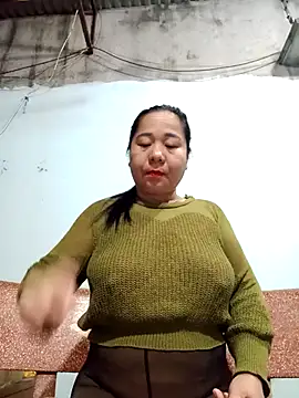 Queen 18200 online show from December 3, 2025, 10:20 pm